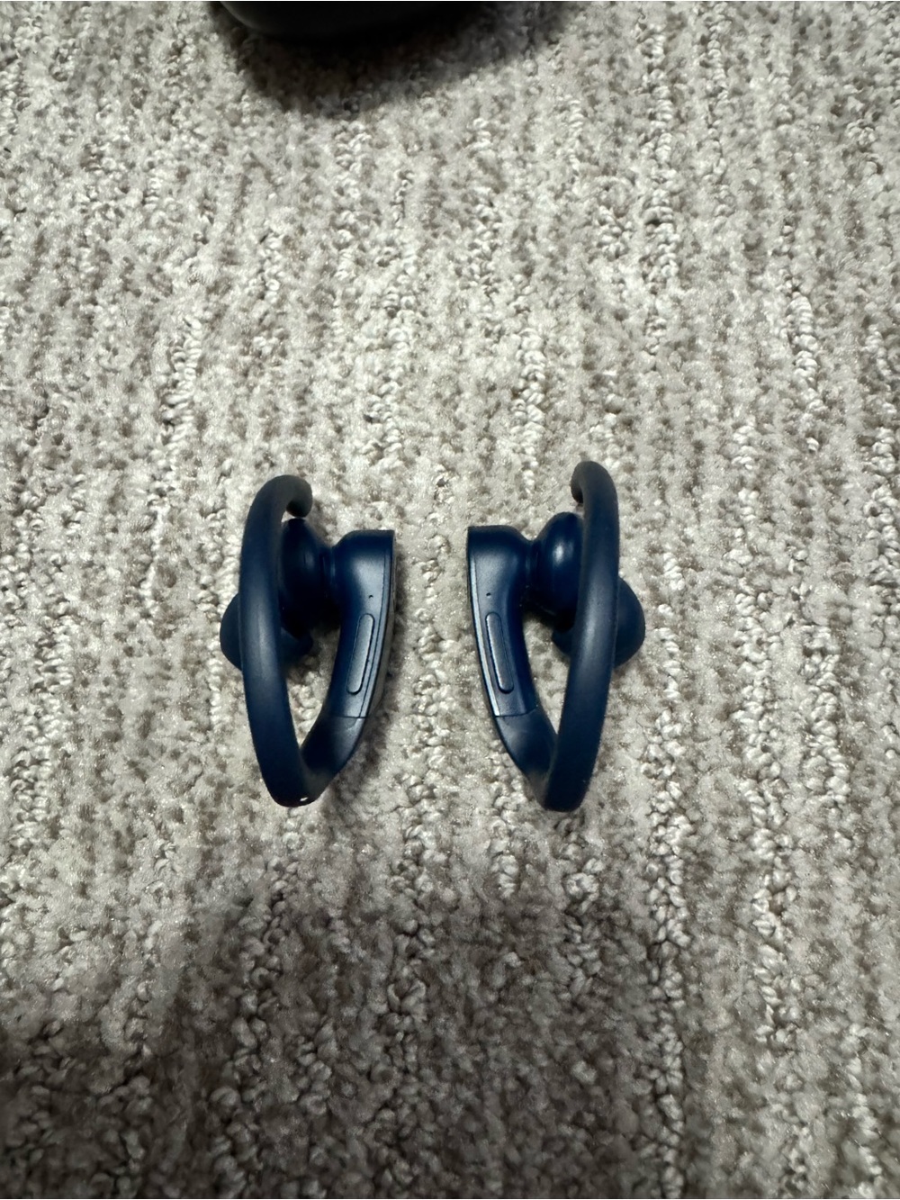 Beats by Dre Powerbeats Pro Navy Blue True Wireless Earbuds with Charging Case - Picture 3 of 8